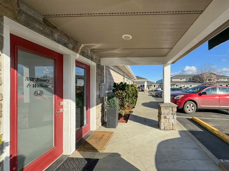 More Photos Of 542-544 N 5th Ave, Sequim Medical For Sale