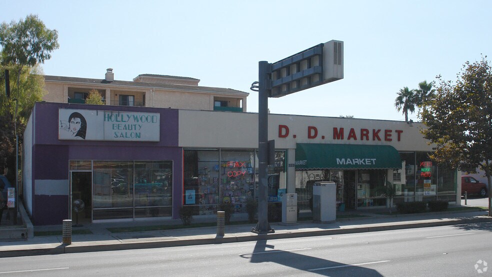 More Photos Of 320-322 W 17th St, Santa Ana Supermarket For Sale