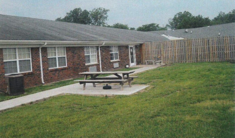 More Photos Of 518 E Marshall St, Sweet Springs Assisted Living For Sale