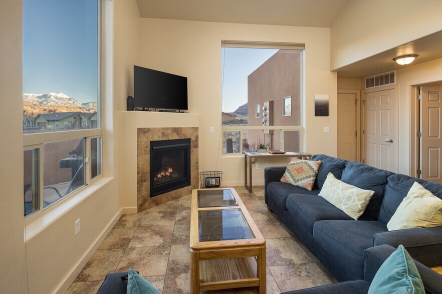 More Photos Of 3862 Desert Willow #9-A1 cir, Moab Specialty For Sale