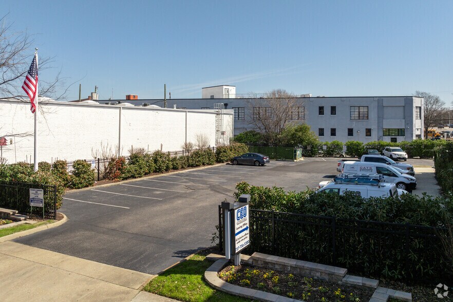 More Photos Of 900 Granby St, Norfolk Office For Lease