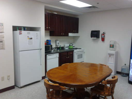 More Photos Of 815 John St, Evansville Light Distribution For Lease