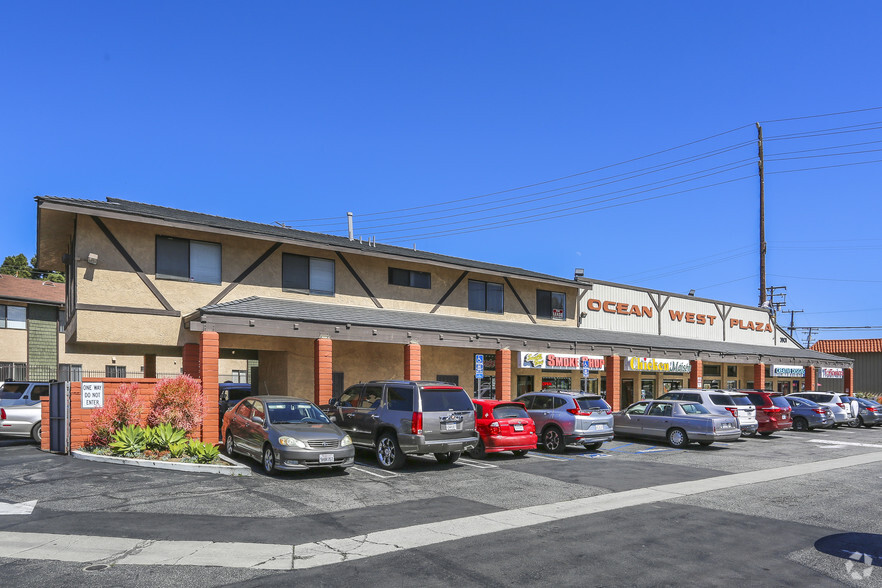 Primary Photo Of 3901-3903 Pacific Coast Hwy, Torrance Unknown For Lease