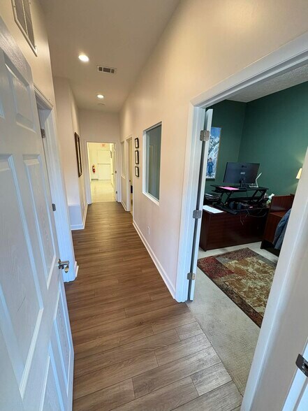 More Photos Of 7937 Rhea County Hwy, Dayton Storefront Retail Office For Lease