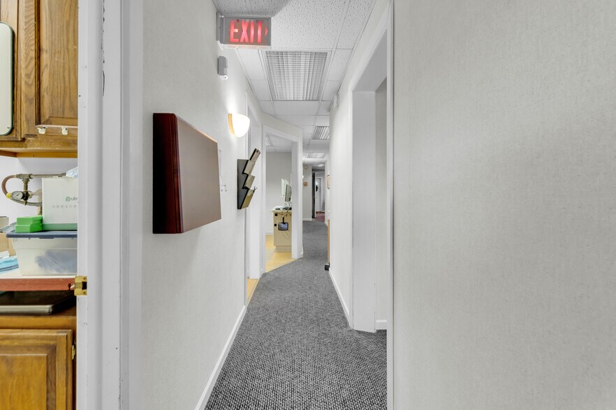 More Photos Of 1810 Washington Blvd, Easton Office Residential For Sale
