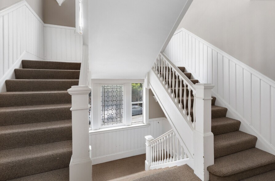 More Photos Of 1338-1348 Larkin St, San Francisco Apartments For Sale