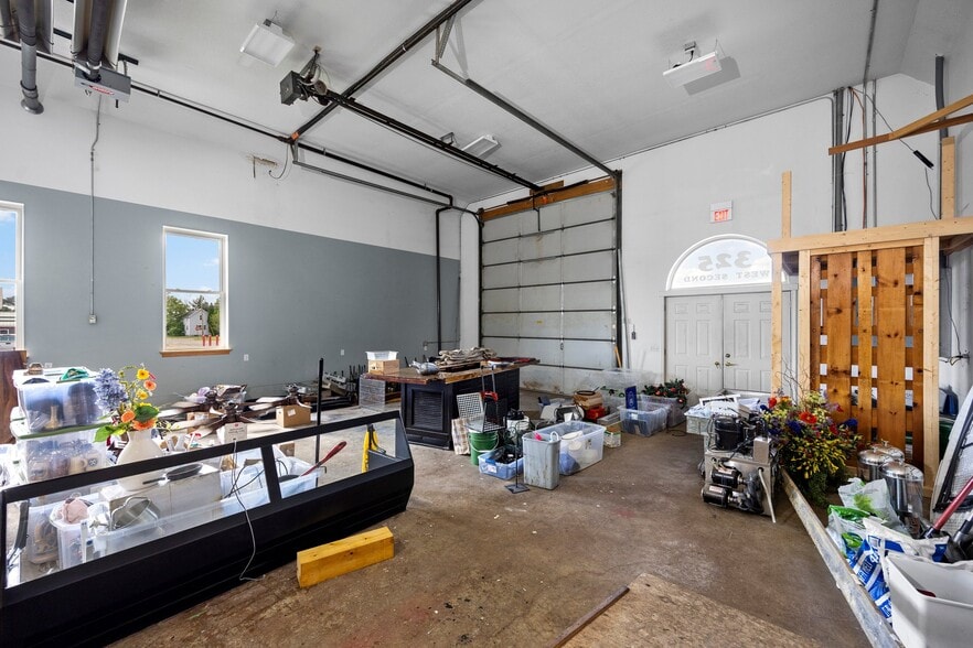 More Photos Of , Gaylord Unknown For Sale