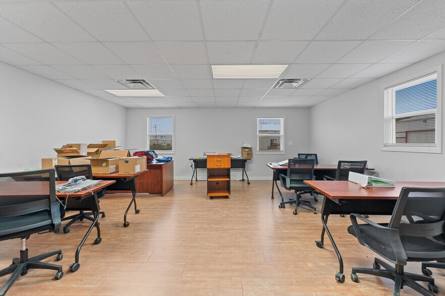 More Photos Of 1099 US Highway 22, Circleville Warehouse For Lease