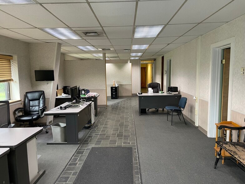 More Photos Of 59 Avenue C, Williston Truck Terminal For Sale