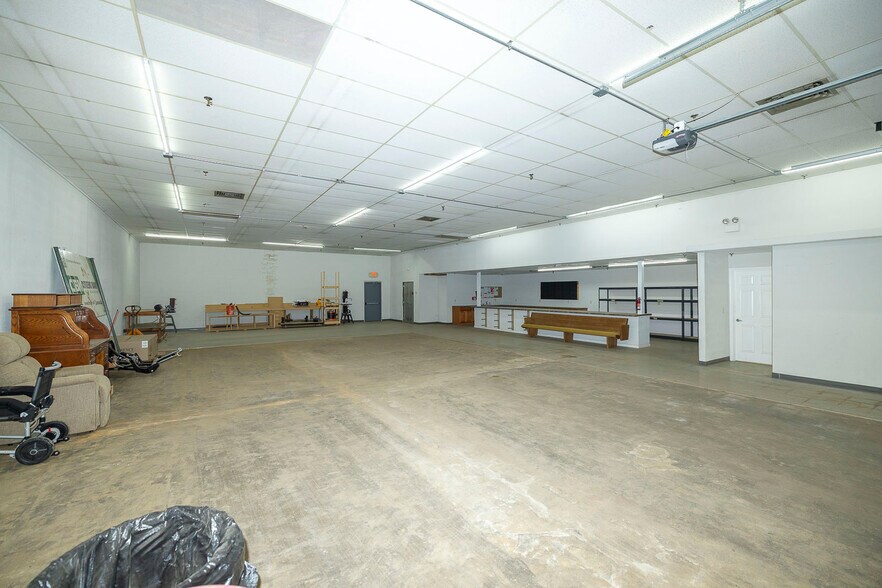 More Photos Of 226 E Ross St, Clearwater Freestanding For Sale
