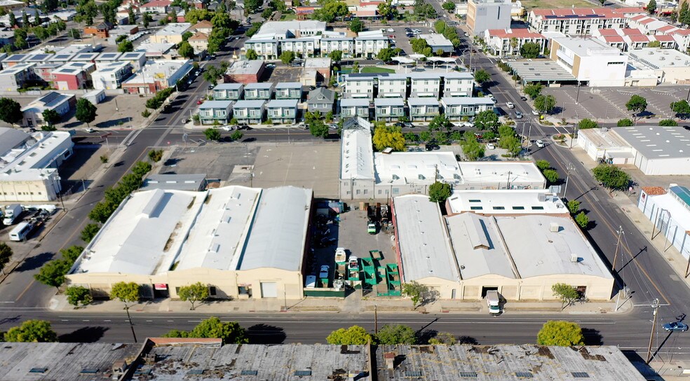 More Photos Of 1600-1650 H St, Fresno Warehouse For Lease