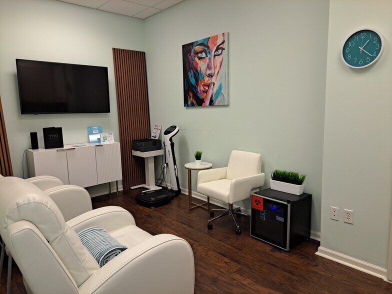 More Photos Of 99-141 S New York Ave, Winter Park Apartments For Sale