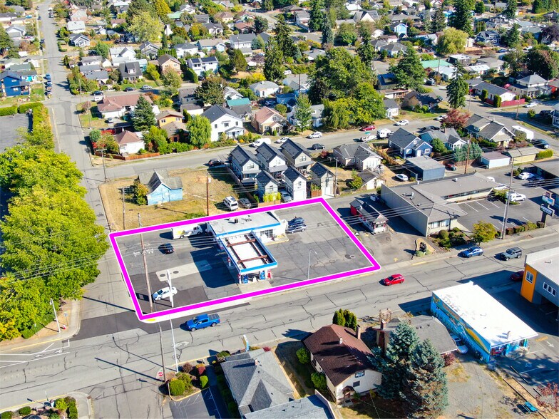 More Photos Of 2730 Meridian St, Bellingham Service Station For Sale