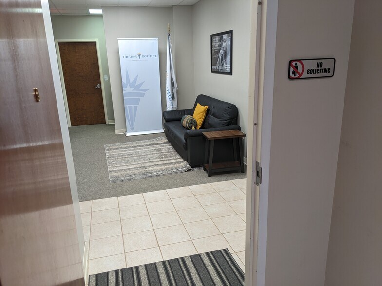 More Photos Of 249 Williamson Rd, Mooresville Medical For Lease