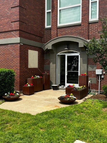 More Photos Of 1403 Corinth Rd, Dallas Apartments For Sale