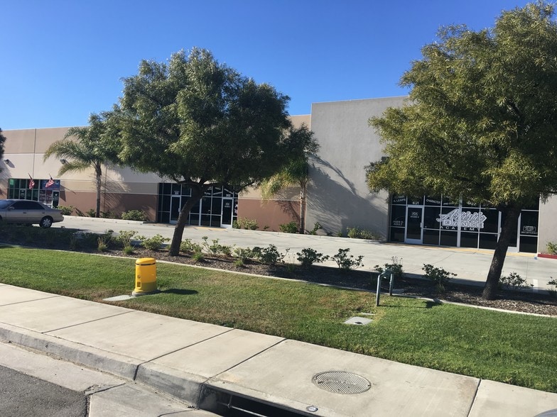 More Photos Of 41705 Elm St, Murrieta Warehouse For Lease