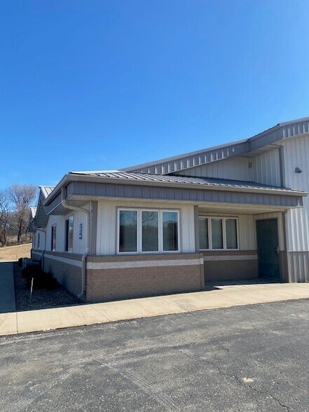 Primary Photo Of 4210 Highway 14 E, Rochester Industrial For Lease