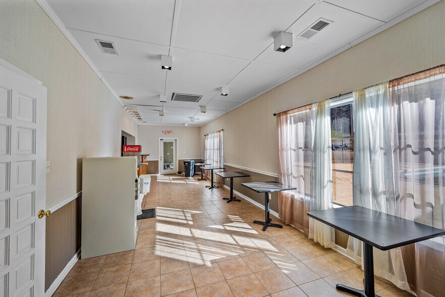 More Photos Of 502 Crystal Lake Dr NE, Fort Payne Golf Course Driving Range For Sale