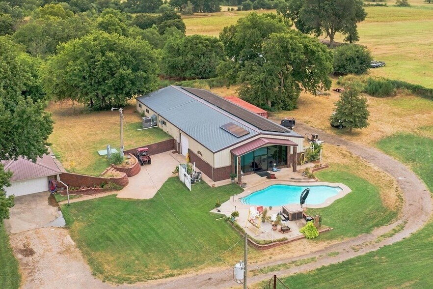 More Photos Of 12301 US Highway 77, Lexington Specialty For Sale