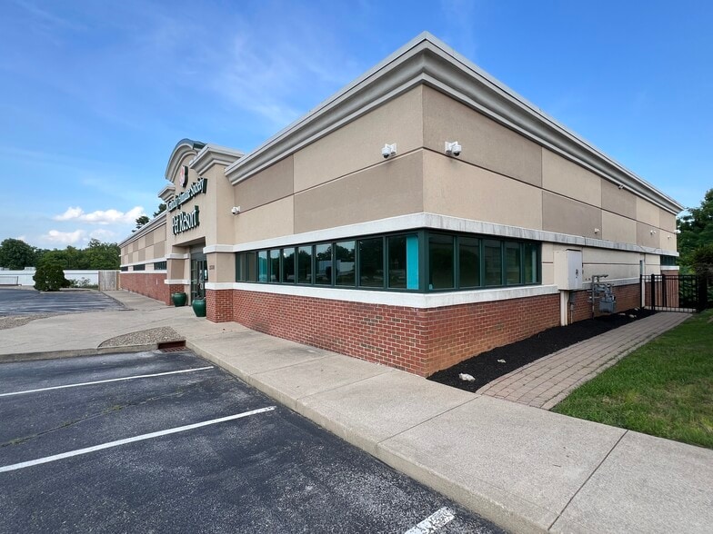 More Photos Of 13300-13310 Magisterial Dr, Louisville Unknown For Lease