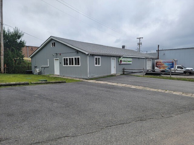 Primary Photo Of 275 Circuit St, Hanover Warehouse For Lease
