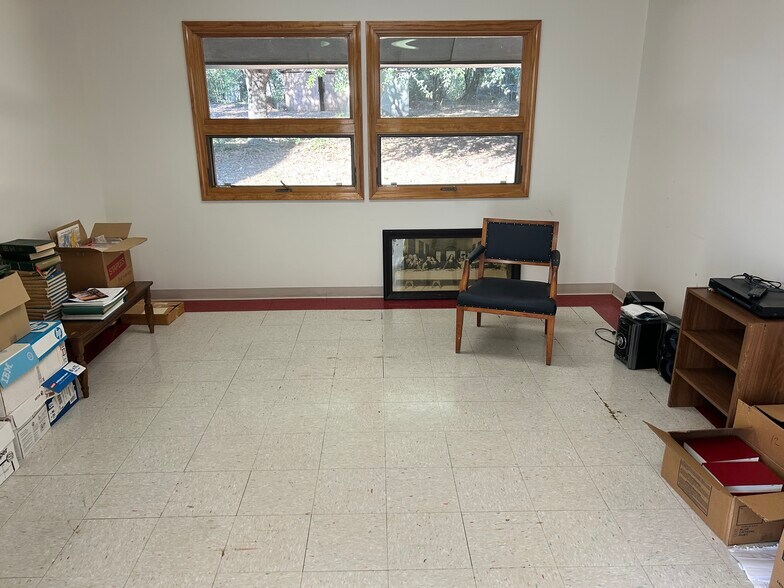 More Photos Of 1410 W Bobo Newsom Hwy, Hartsville Religious Facility For Sale