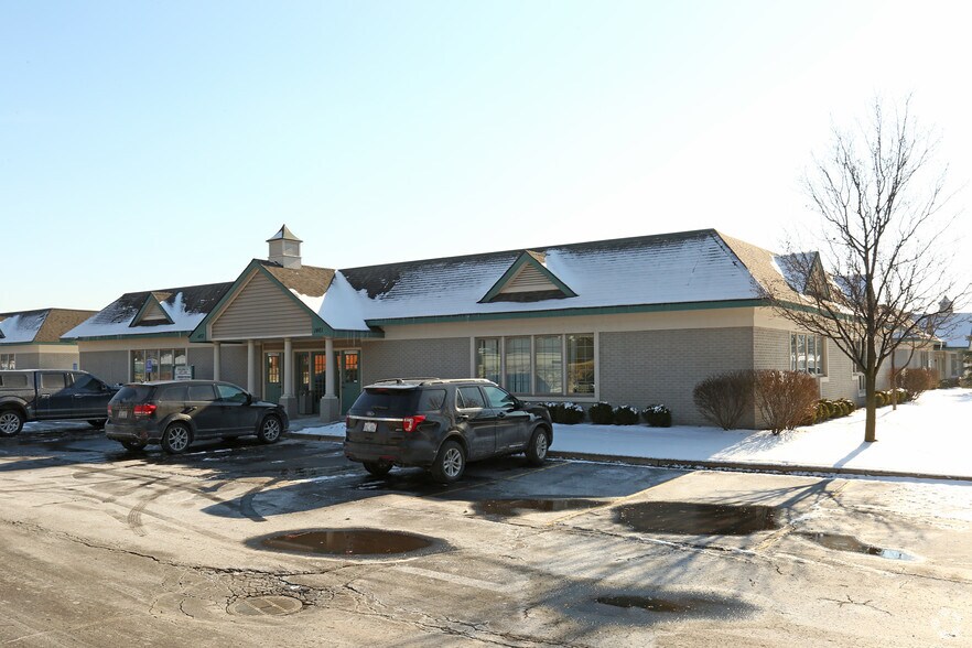More Photos Of 1415-1421 E 12 Mile Rd, Madison Heights Unknown For Lease