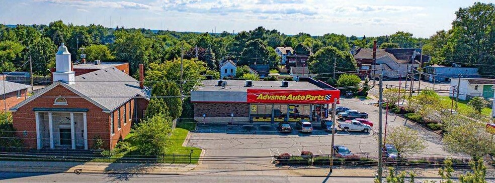 More Photos Of 7440 Broadway Ave, Cleveland Freestanding For Sale