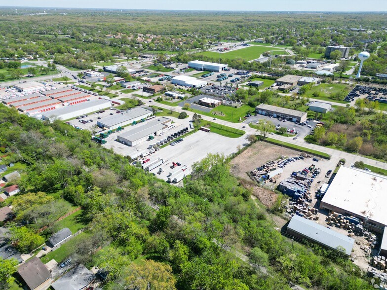 More Photos Of 68 North St, Park Forest Parking Lot For Sale