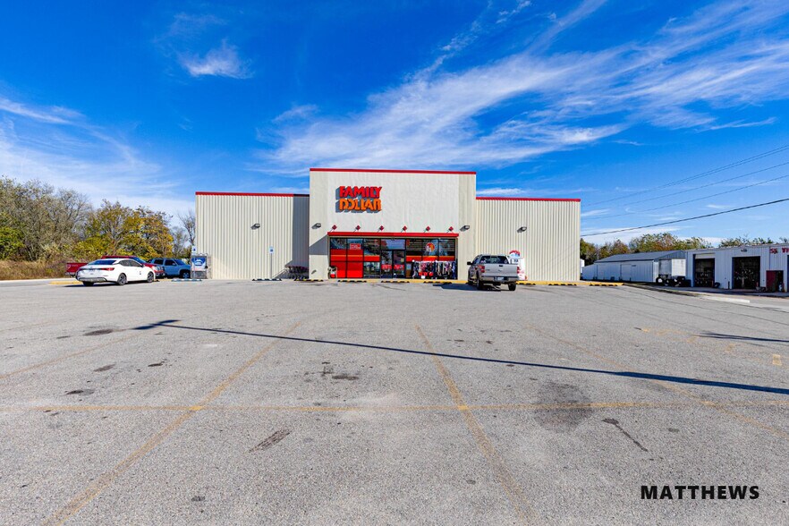 More Photos Of 125 Sidney St, Saint James General Retail For Sale