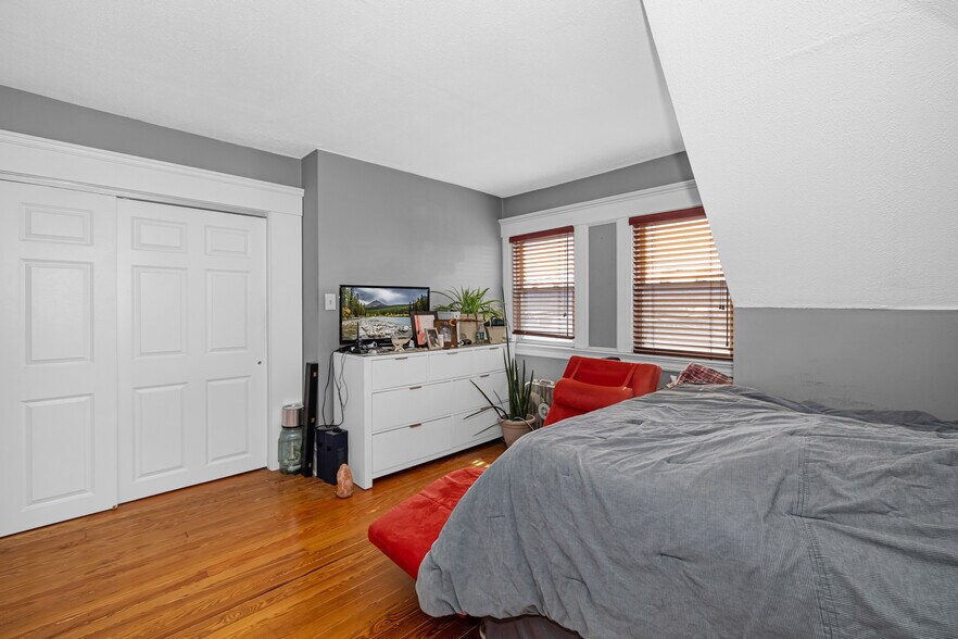 More Photos Of 1246 McBride Ave, Woodland Park Multifamily For Sale