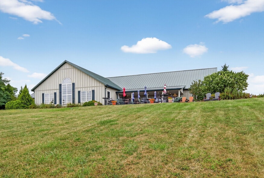 More Photos Of 4200 NY-14, Geneva Specialty For Lease