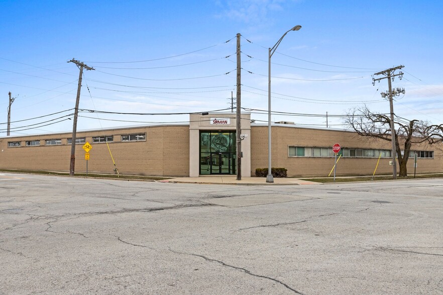 Primary Photo Of 9490 Franklin Ave, Franklin Park Light Manufacturing For Sale