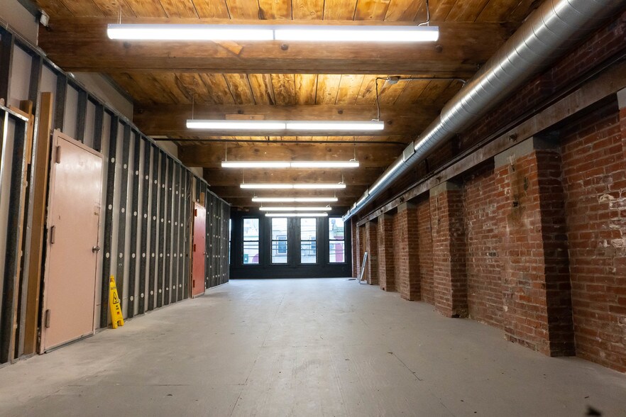 More Photos Of 1016-1022 Buttonwood St, Philadelphia Office For Lease