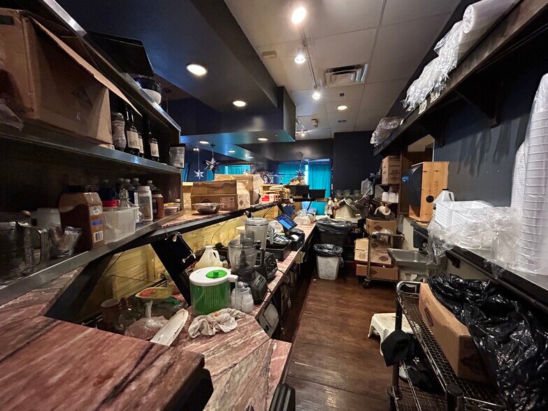 More Photos Of 3983 Destination Dr, Osprey Storefront Retail Office For Sale