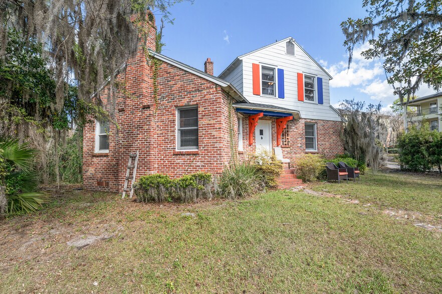 More Photos Of 949 SW 13th St, Gainesville Office Residential For Sale