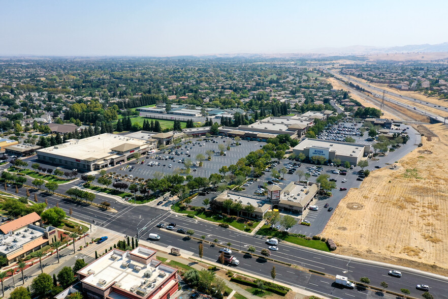 More Photos Of 2300-2540 Sand Creek Rd, Brentwood Unknown For Lease