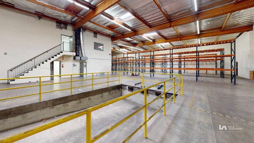 More Photos Of 3920 Gilman St, Long Beach Warehouse For Lease