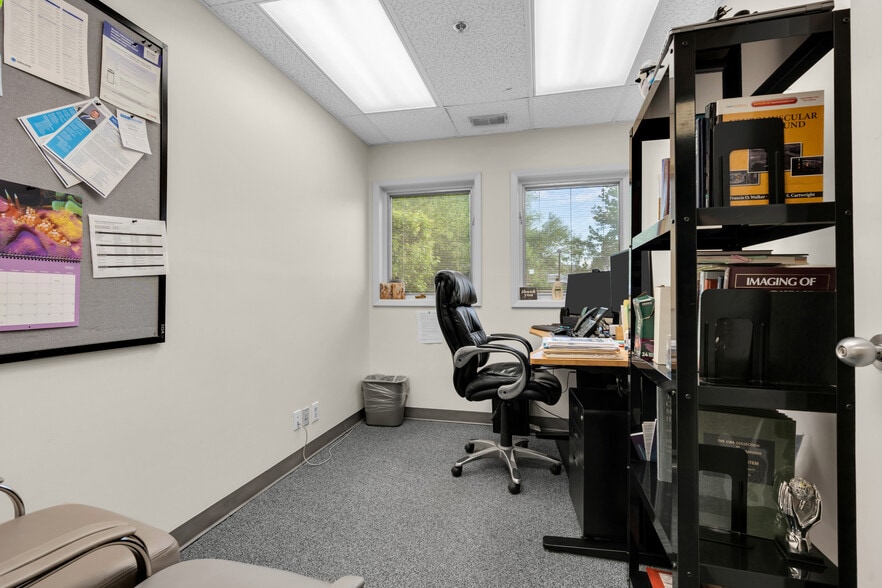 More Photos Of 501 Iron Bridge Rd, Freehold Medical For Sale