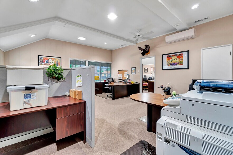 More Photos Of 209 E I St, Ontario Office Residential For Sale