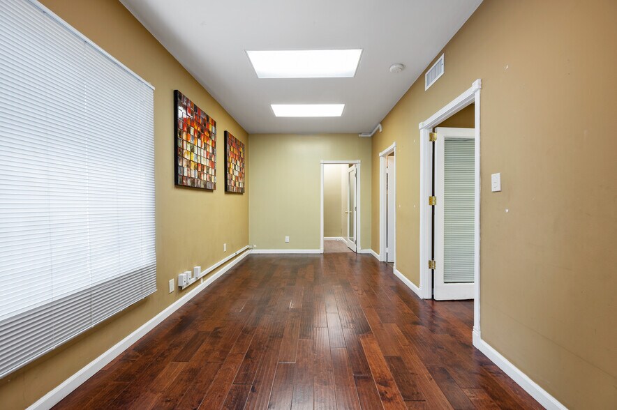 More Photos Of 12501 Philadelphia St, Whittier Office For Sale