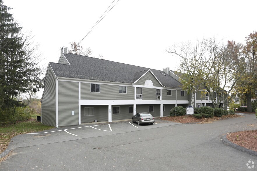 More Photos Of 41 Buttrick Rd, Londonderry Medical For Lease