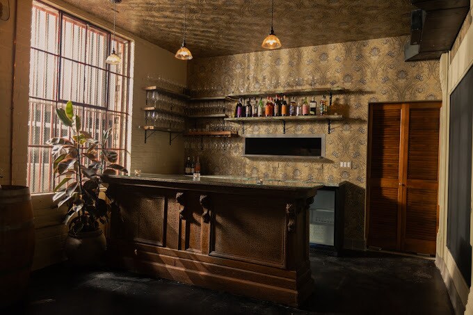 More Photos Of 1200 E 5th St, Los Angeles Restaurant For Lease