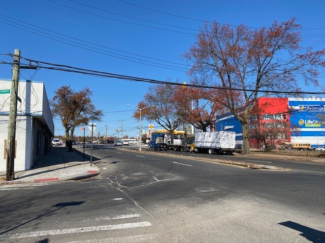 More Photos Of 3455 Conner St, Bronx Storefront For Lease