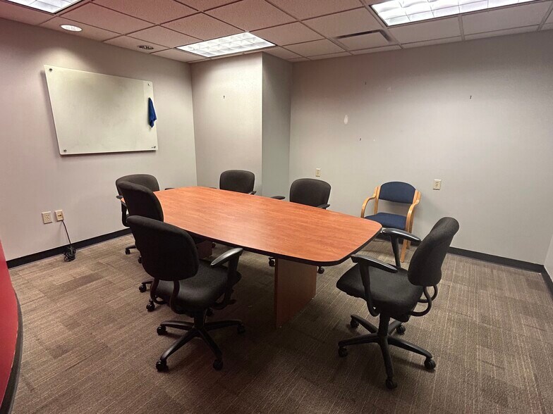 More Photos Of 2800 Gilbert Ave, Cincinnati Office For Sale