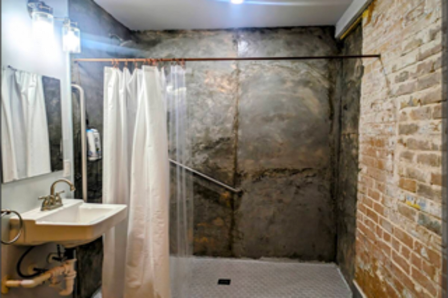 More Photos Of 828 E 15th St, Brownsville Office For Sale