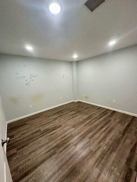 More Photos Of 315 Transport Dr, Cookeville Warehouse For Lease