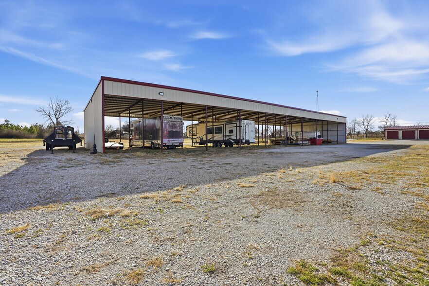 More Photos Of 9910 TX-199 Hwy, Poolville Specialty For Sale