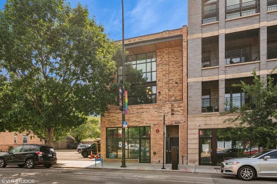 Primary Photo Of 3522 N Halsted St, Chicago Bar For Sale