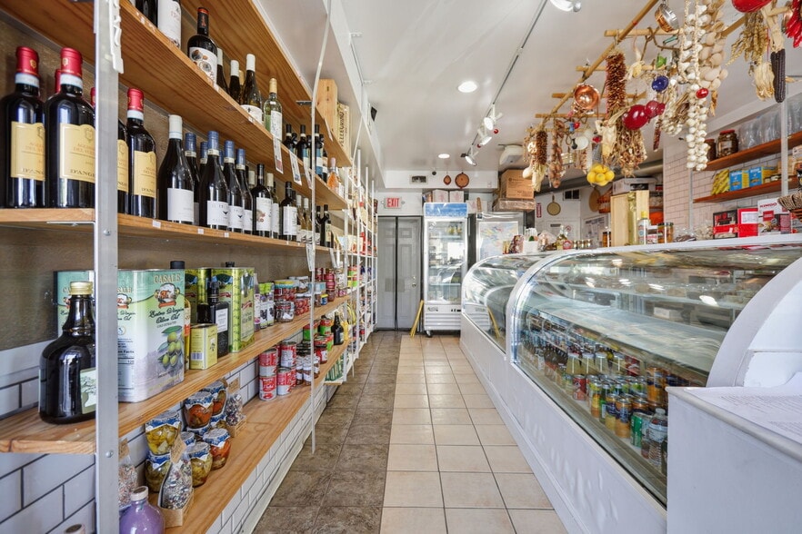 More Photos Of 2703 12th St NE, Washington Storefront Retail Residential For Sale